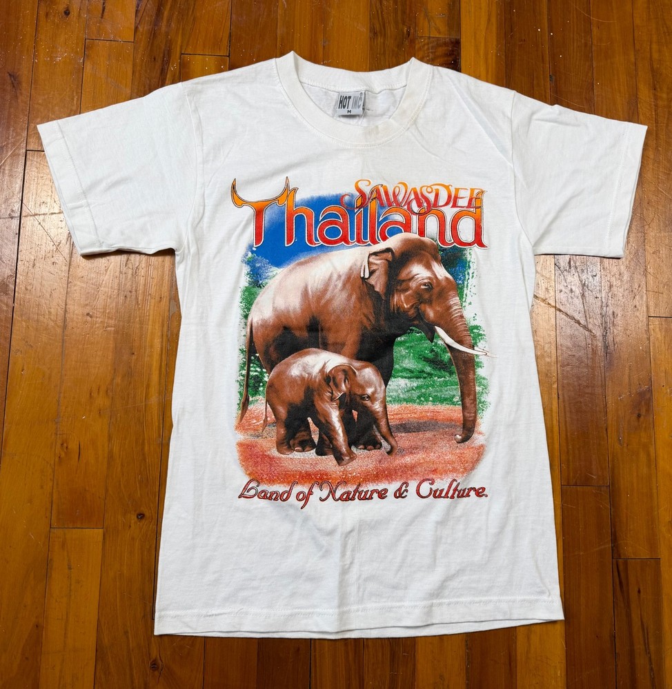 Deadstock Sawasdee Thailand Elephant & Baby Land of Nature & Culture Graphic M