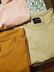 Cuts Clothing/ 3 Pieces Set Crew Elongated Stretch Shirt. Size L