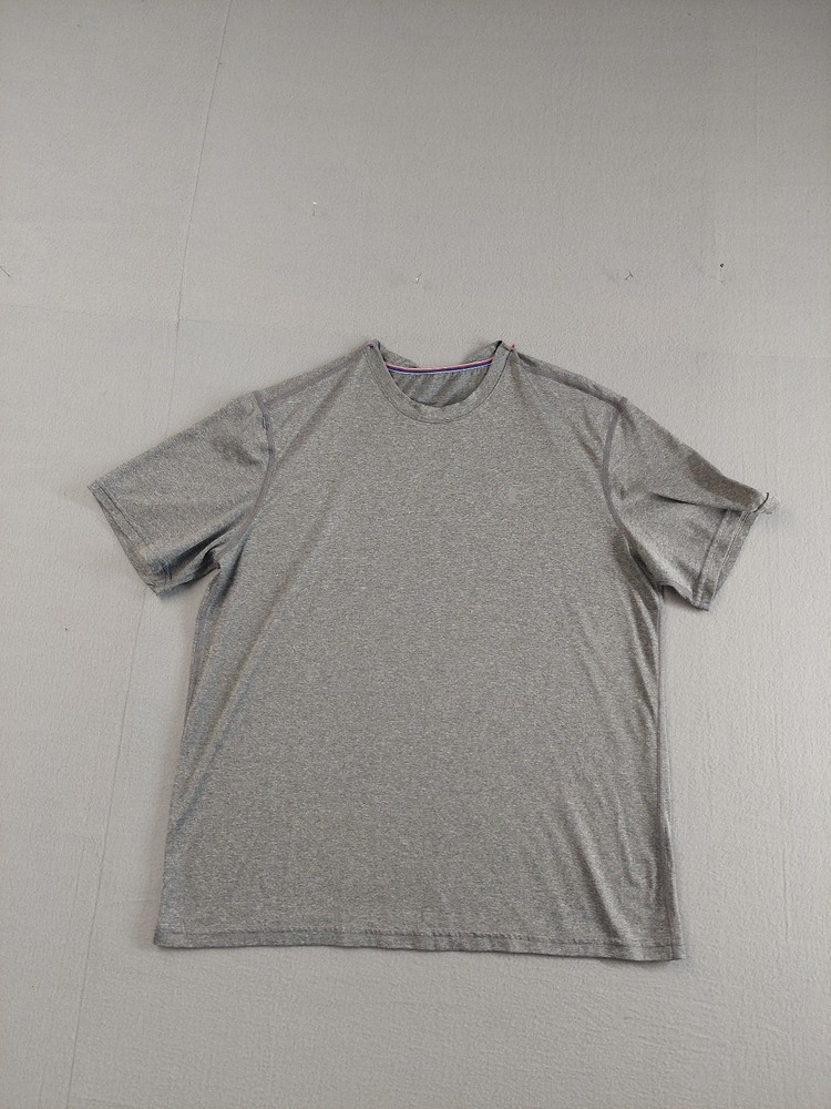 Champions Men Shirt XL Gray Crew Neck Short Sleeve Logo Pullover Outdoor Tee