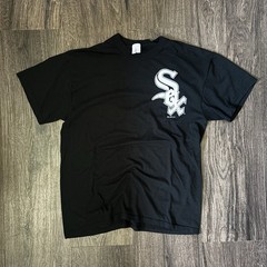 1999 vintageMen’s Black Short Sleeve Graphic Print white sox T-Shirt