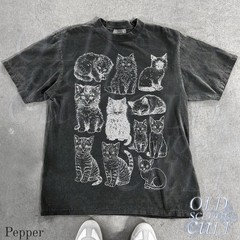 Vintage 90s Tattoo Cat T-Shirt Retro Y2K Kitten Graphic Cat Lover Gift Tee
