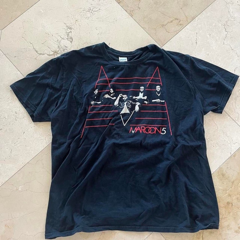 Y2K Maroon 5 2011 Tour Men’s XL T-shirt