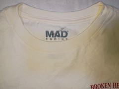 NWT Mad Engine Broken Hearts Social Club Medium White Cotton Graphic Crew Neck