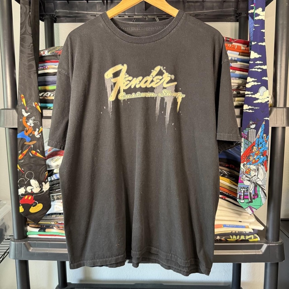 Fender Custom Shop Men’s T-Shirt Black Size XL Guitar Back Graphic Print
