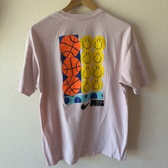 Nike AIR David Bruce Smiley Basketball T-Shirt Mens Medium Pink Loose Fit Tee