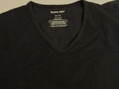 Tommy John Stretch Cotton Stay-Tucked V-Neck Undershirt Size XL – 2 Shirts