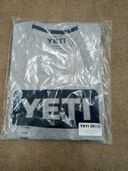 Yeti Short Sleeve T-shirt Size L Gray/Navy New FREE SHIPPING