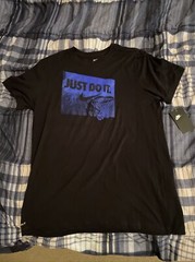 Black Nike T-Shirt Large 100% Authentic Guaranteed