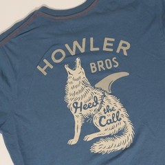 Howler Bros Shirt Mens M Blue Graphic Pocket Howling Wolf Coyote Heed the Call