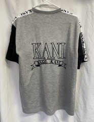 Nwt KARL KANI SPORTS Men’s EMBROIDERED LOGO Crewneck S/S T SHIRT sz MEDIUM Y2K