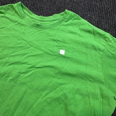 Apple T-Shirt Unisex XL Green Short Sleeve Recycled Cotton Logo Casual Tee
