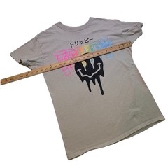 Men’s Popular Poison “Trippy” Melting Smiley Face Graphic T-Shirt – Tan – Size M