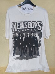 District White Round Neck T-shirt Size M – DB006