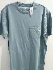 NWT Gap Men’s Organic Cotton Pocket T-Shirt Tee, size Medium