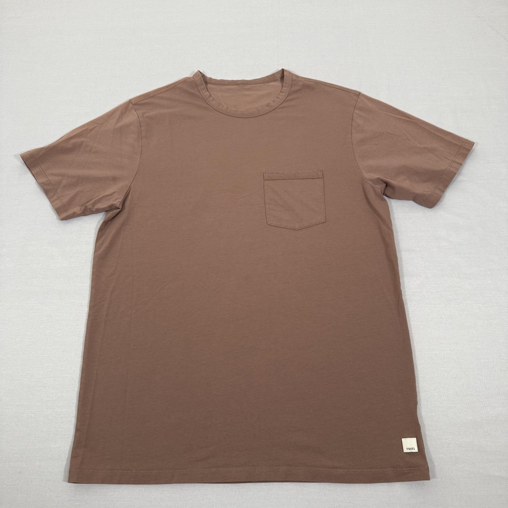 Vuori Shirt Mens Medium Brown Linear Tech Pocket Tee Performance Stretch Gym