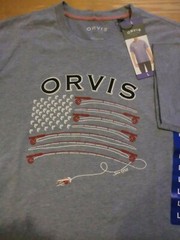 Orvis Classics “Fly Fish Flag” T-Shirt, NWT – Mens Medium (M) – Light Blue