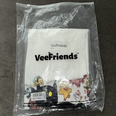 VeeFriends Exclusive Friends and Family Tee Size Large Brand New