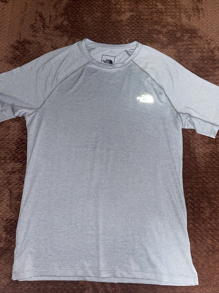 The North Face Graphic Tee Small Gray Short Sleeve Half Dome Reflective