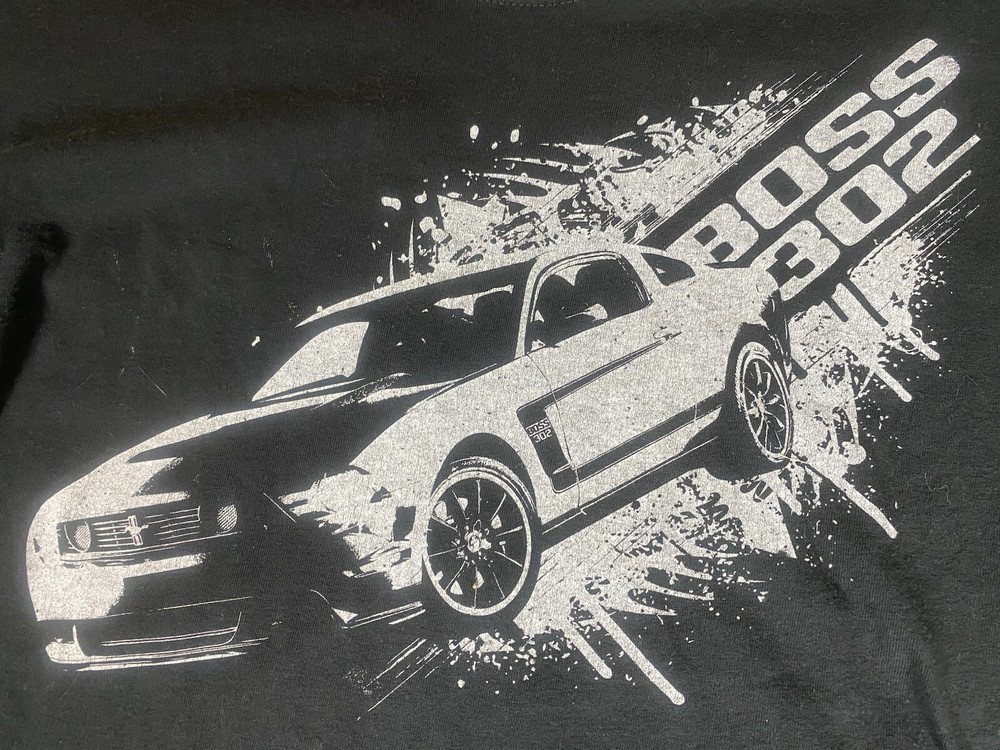 Ford Mustang Boss 302 Anvil Men’s Size Large Graphic Logo T-Shirt Black