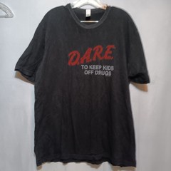 Vintage DARE to Keep Kids Off Drugs Black 90’s Tshirt Size XL USA D4