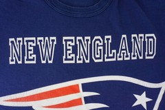 Vintage 1995 New England Patriots shirt fits modern 2XL NFL sports football