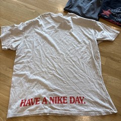Lot of 12 Nike Men’s XL Tee T-Shirt Mix Graphic Logo Jordan Used School Flaws*