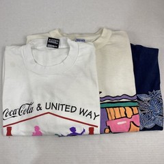 Wholesale Lot of 30 Vintage Short Sleeve Tee Shirts (Sizes In Description)