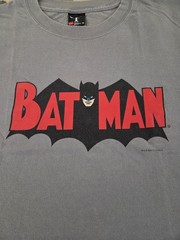 GORGEOUS LIGHT GREY BATMAN 66 TV SHOW EMBLEM SHIRT RARE size 2XL Hanes Beefy-T