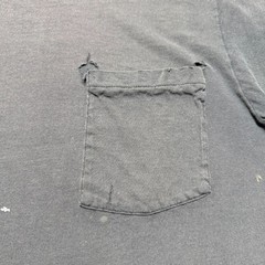 Vintage 80s Blank Minimalist Distressed Single Stitch Pocket T-Shirt – Large