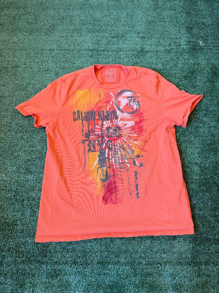 Y2K 2000s Calvin Klein Graphic T Shirt Size L Grunge Skater Emo Cyber Tee
