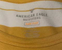LOT OF 3 AMERICAN EAGLE MENS T-SHIRTS, 1 V-NECK & 2 CREW NECK SHIRTS SZ LARGE