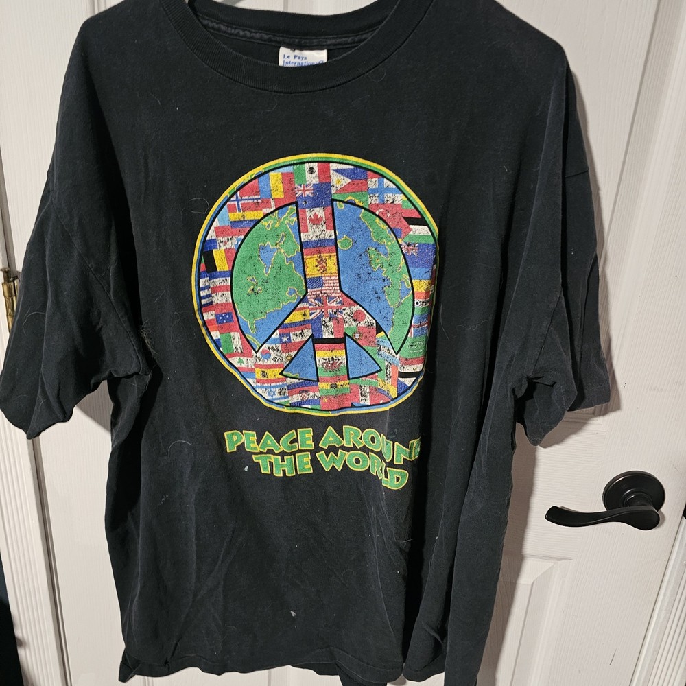 Le Pays International Peace Around The World Vintage Single Stitch Tee Shirt XXL