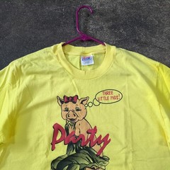 Vintage Porky’s Party 90s New Years Eve Shirt Men’s Size L Large Yellow Hanes