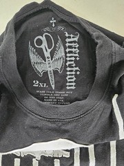 AFFLICTION VINTAGE RARE T-SHIRT AUTHENTIC EMBROIDERED CLOTH SKULL SIZE 2XL NWOT