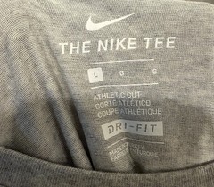 Nike dri fit tee athletic cut size large short sleeve t-shirt NEW with tags