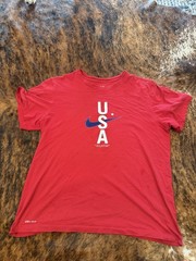 Nike Tee Men’s Team USA Men’s T-Shirt Color Red • Size XL America