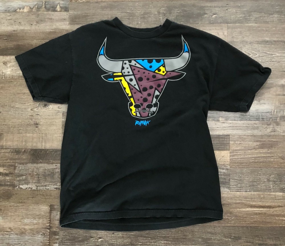 RufNek Men’s Black Chicago Bulls Short Sleeve T-Shirt Size Large