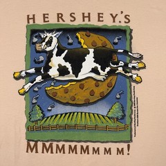 Vintage Hershey’s Milk Chocolate Cow Promo T-Shirt Hanes Size Large 1989 Farm
