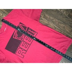 MENS REEL LIFE LARGE RED GRAPHIC LOGO SOFT SHORT SLEEVE SOFT CREW NECK T SHIRT