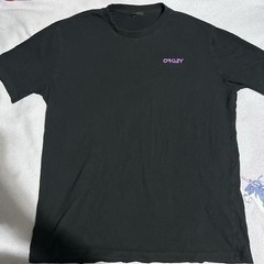 Oakley Black Short Sleeve T-shirt With Purple & Teal Graphic. Size Men’s L