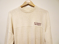 L/XL Vtg 90s Bloomsburg University PA Cream Boxy Oversized Soft Knit Sweater