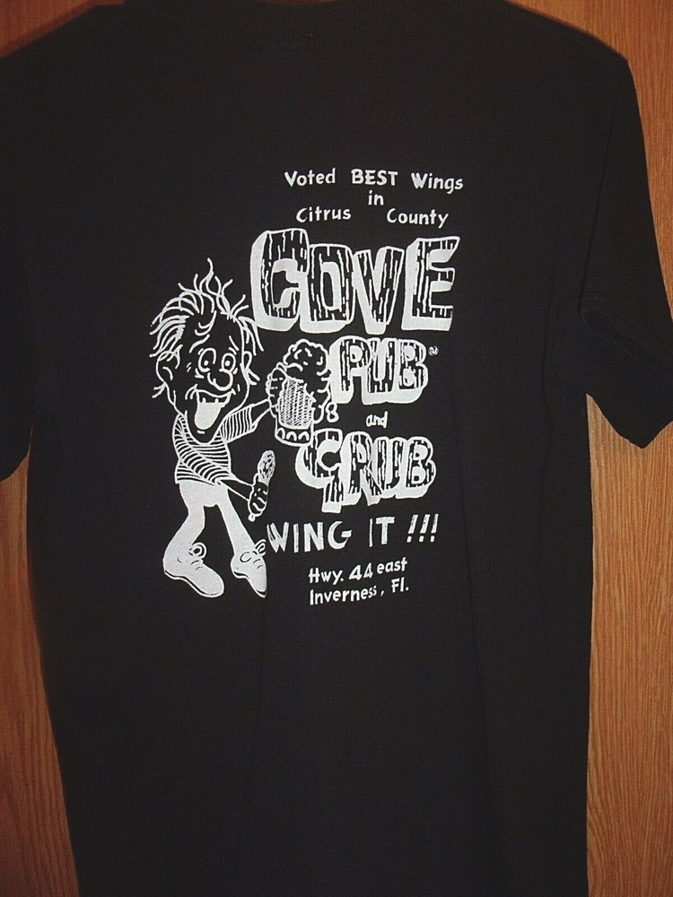 Inverness FL Hwy 44 E COVE pub n grub black S t shirt