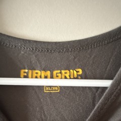 Firm Grip Men’s Gray Crew Neck Long Sleeve Solid T-Shirt XL/XS Regular Fit