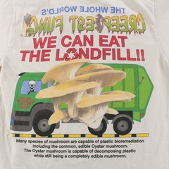 ONLINE CERAMICS Spookiest Fung mushrooms t-shirt SMALL haunted wagon