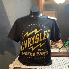 Goodfellow & Co Black and Gold Graphic Tee