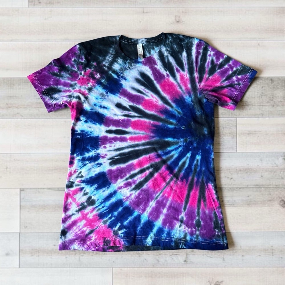 Bella + Canvas Tie-Dye Spiral Crew Neck Short Sleeve Cotton Jersey Tee M/L