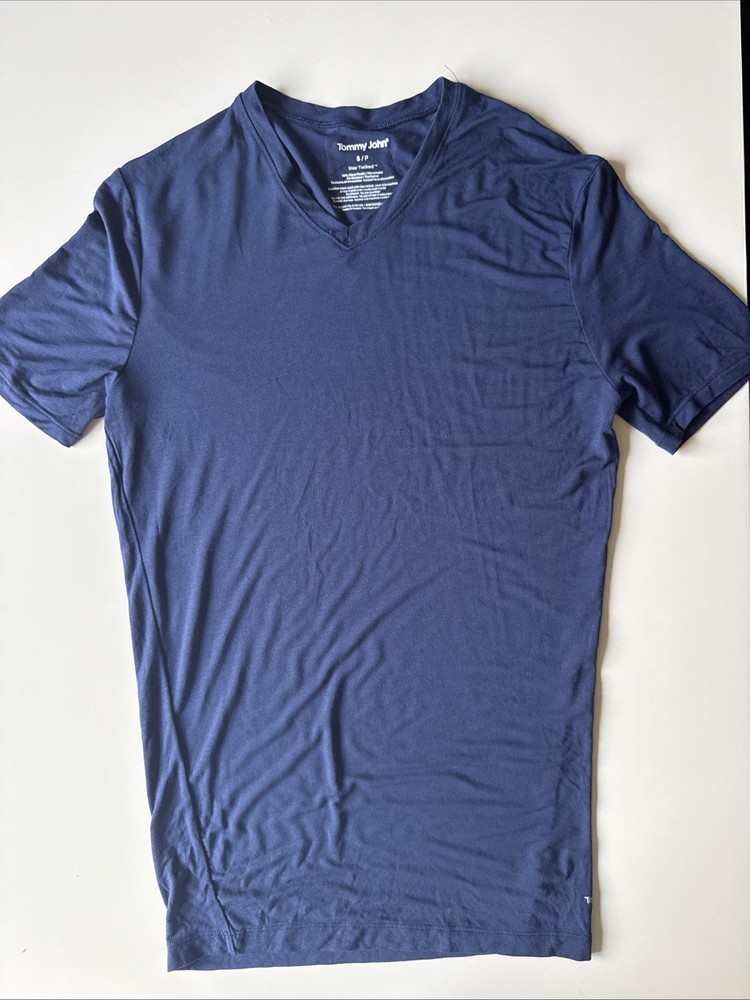 1 TOMMY JOHN V-NECK STAY TUCKED MICRO MODAL UNDERSHIRT T-SHIRT NAVY SIZE S