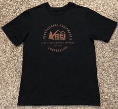REI Co-op Official Tent Packs & Trail Supplies USA 1938 Men’s T-Shirt Size S