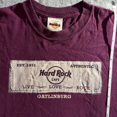 Hard Rock Cafe Gatlinburg Burgandy T Shirt Size Medium 100% Cotton Vintage