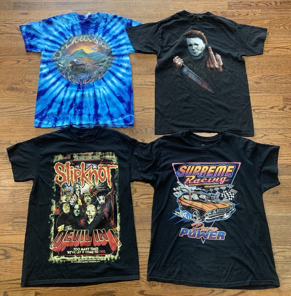 Lot of 4 Graphic T-Shirts Unisex Size M